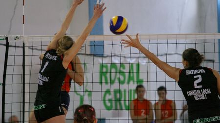 Dinamo s-a calificat, însă dă de Monteschiavo în "optimi"