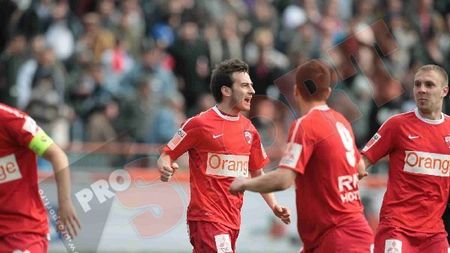 Dinamoviștii sunt supărați că un meci nu ține 100 de minute:** "Încă 10 minute și îi băteam"