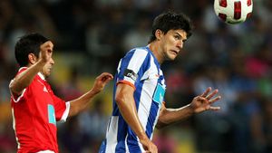 Săpunaru îl ține pe bancă pe Fucile: "Este stăpânul benzii drepte"