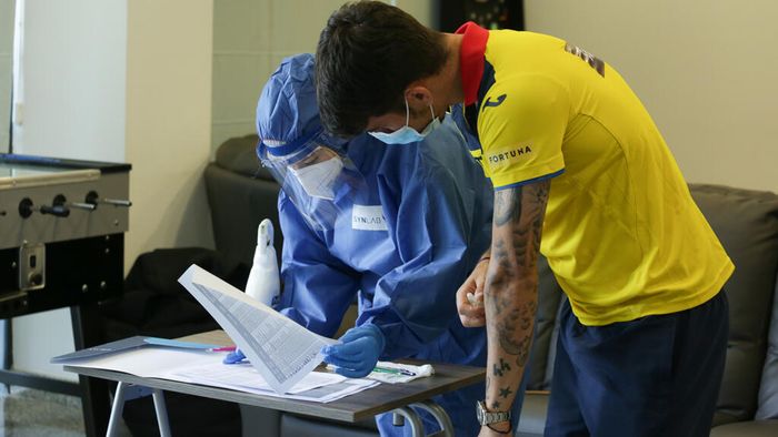 „Tricolorii” s-au testat pentru COVID-19 înaintea meciului Austria - România! Rezultatele primite de elevii lui Mirel Rădoi