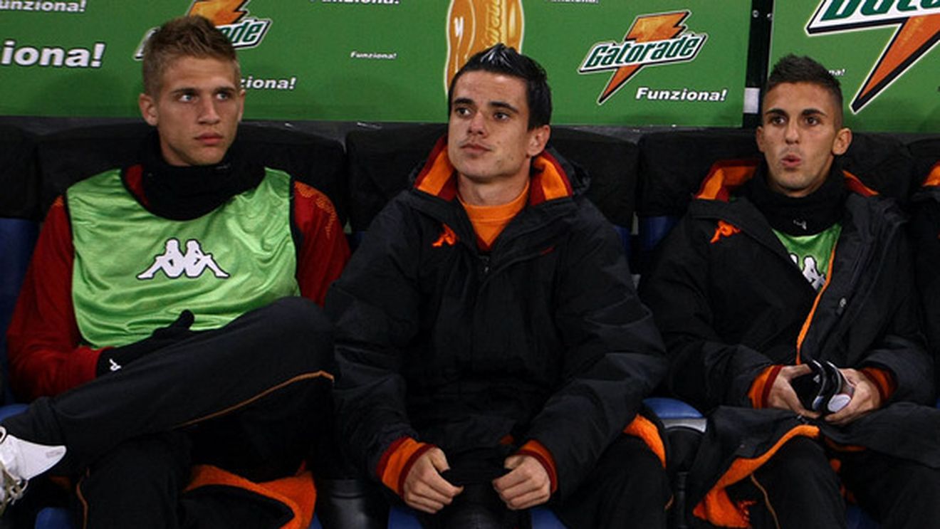 Construit după modelul marilor fotbaliști:** "Cel mai puternic din atac, dar EGOIST!" Puștiul român care uimește Europa: "A transformat huiduielile în aplauze"