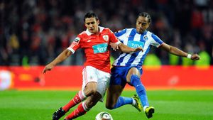 Alvaro Pereira poate "îngropa" Chelsea!** Greșeala IMENSĂ‚ făcută de Villas-Boas