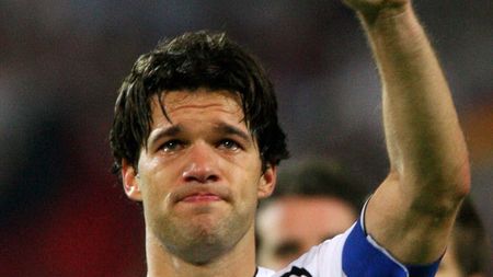 Ballack face fițe la retragere!** Nu vrea să iasă din fotbal ca Ronaldo: "Este o farsă"