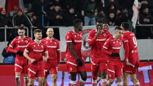 Cutremur la Dinamo: „Selmani și Homawoo au anunțat că pleacă”