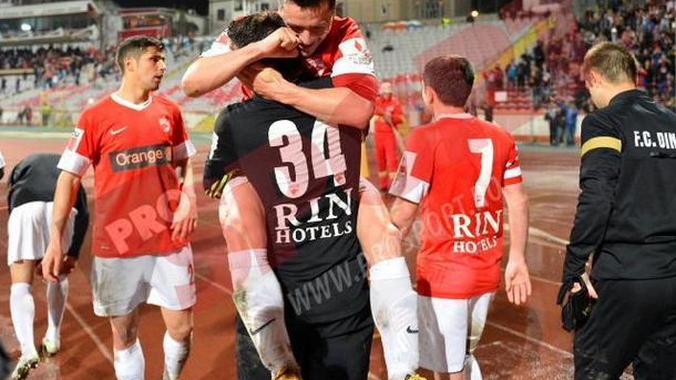 Problemele de la Dinamo, departe de a se fi rezolvat:** "Situația e una critică!" "Câinii" promovează totuși PATRU tineri: "Au potențial de creștere"