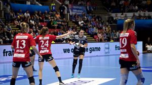 Prima reacție după rușinea suferită de CSM București în Ungaria: "Nu credeam că putem pierde așa! E o zi neagră"