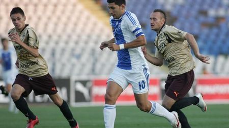 Costea la puterea a patra