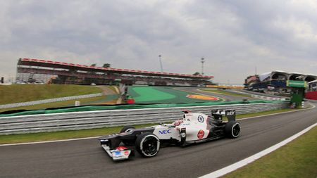 A venit cu opt milioane de euro pentru a-și "cumpăra" un loc de titluar la o echipă din Formula 1, dar nimeni nu îl vrea :)