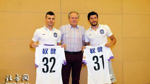 Fără victorie! Tănase și Petrescu au debutat în campionatul chinez, dar nu au câștigat