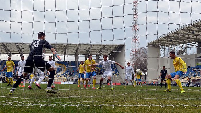EXCLUSIV | Reacţie oficială din cadrul ”Grupului de Lucru” al FRF în privinţa reluării competiţiilor fotbalistice. Singura variantă luată în acest moment în calcul