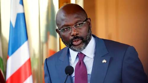 Fostul mare fotbalist George Weah cântă împotriva pandemiei. Președintele Liberiei pledează pentru igienă | VIDEO