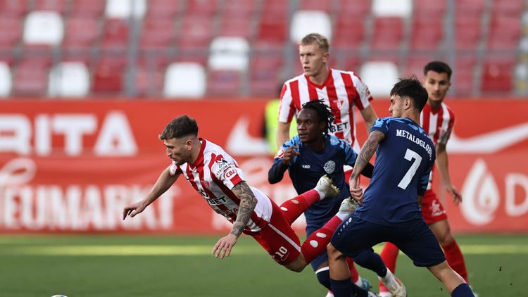 Ieșirea din criză s-a conturat spre final: UTA – Metaloglobus 2-0