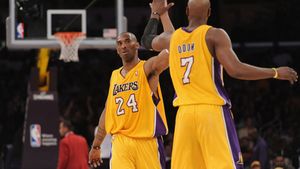 În sfârșit, vești bune despre Lamar Odom: a deschis ochii și respiră fără ajutorul aparatelor