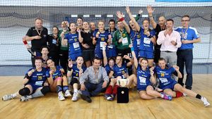 Corona Brașov-Lokomotiva Zagreb, scor 23-25, în turul trei al Cupei Cupelor la handbal feminin