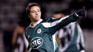 Experiența pe care Sânmărtean nu o va uita niciodată: "Îl așteptau pe Bergkamp, dar am venit eu". "Victima" unor ultrași renumiți: "Au venit la hotel să mă alunge, să vin înapoi în România"