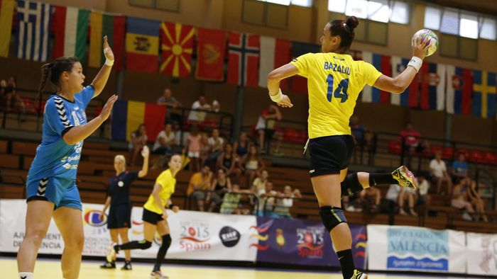 ANALIZĂ‚ | Are curajul Ryde să ia cel puțin o fată din lotul U19 la Mondialul din decembrie? Comparație între generația Perianu vs generația Bazaliu 