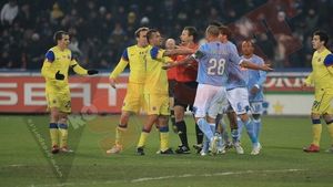 "Norocul ține cu cei puternici, care nu fac 'țigănisme' de doi lei!** Steaua a tras de timp și la auturi"