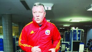 Interviu Mircea Sandu: "Alerg mai mult ca atunci când jucam!"