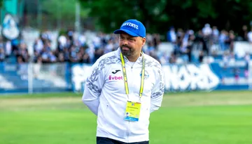 Florin Maxim rămâne la Corvinul! Poziție oficială a campioanei Ligii 2 după ce antrenorul a anunțat public că îi expiră contractul