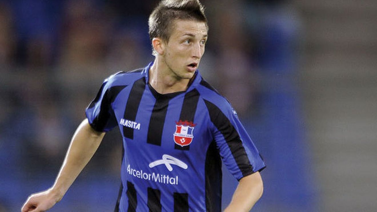 Steaua și-a găsit fundaș pentru meciul cu Ajax!** PRIMA reacție a lui Cornel Râpă după transferul în Ghencea: