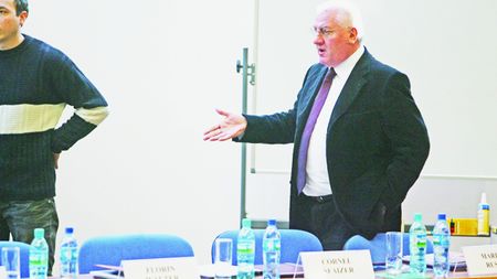 Mitică și-a găsit Nașul!** CULISELE scandalului "Șpagă pentru Titlu"