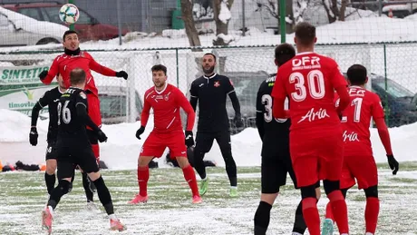 Remiză spectaculoasă între FC Hermannstadt și CS Comunal Șelimbăr, pe ”Pietricica”. Echipa lui Măldărășanu a avut 2-0 la pauză și a egalat pe final, dintr-o fază cu penalty ratat