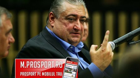 Iancu e disperat!** Cum își 'somează' jucătorii să plece la Steaua! 'Becali poate negocia cu oricine'