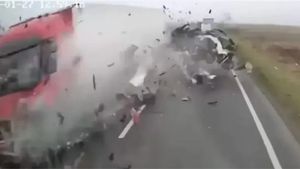 Trupurile suporterilor greci morți vor fi duse în Grecia cu avionul. Un fan nervos a lovit un cameraman timișorean