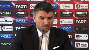 Dinamo a ieșit din cantonament! Mihalcea a vorbit despre jucătorii care aveau probleme contractuale și despre amicalul cu Rapid