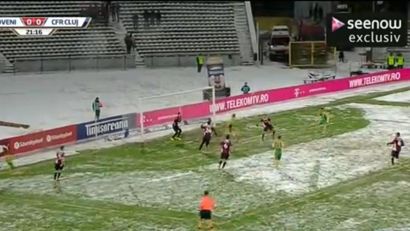 Deja vu. Meciul dintre Mioveni și CFR Cluj a adus aminte de memorabila partidă dintre Dinamo și Foresta | VIDEO