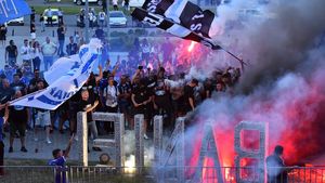 Marius Tucă este nehotărât cu care dintre Craiove să țină: „Instanțele ar trebui să fie mai ferme” | VIDEO EXCLUSIV ProSport Live