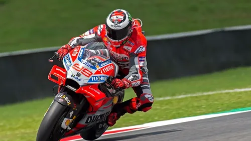 E Mugello, e Ducati! Jorge Lorenzo câștigă în Italia, o cursă în care Marquez a căzut, iar Rossi a plecat din pole position și revine pe 2 la general
