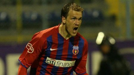 "Acum, că joacă bine,** poate iau ceva bani pe Kapetanos!"