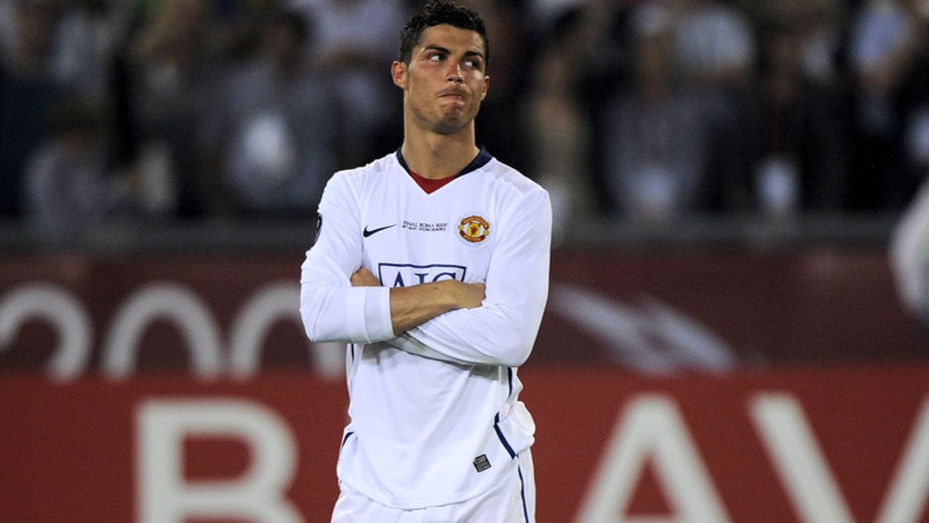 CR...9! **Cristiano Ronaldo va purta numărul 9 la Real!