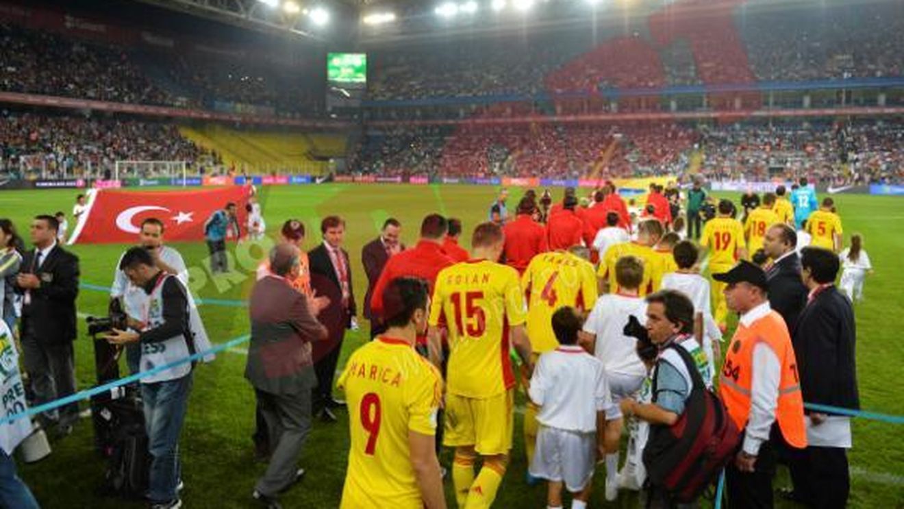 Goian, ministrul apărării României: "I-am lăsat pe turci în spate! Se naște o echipă frumoasă"** Ce spune Torje despre partida de la Istanbul