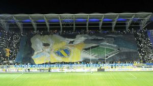 Dinamo, 'INTERZISĂ‚' la Ploiești!** "Ilie Oană este și va rămâne casa noastră" Anunțul oficial făcut azi de Petrolul