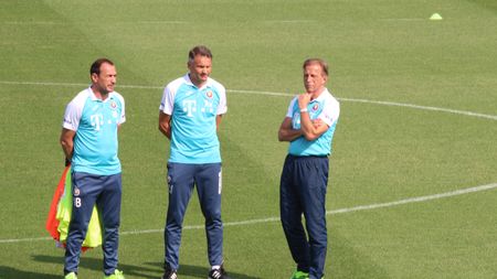 CULISE | Îi face altcineva echipa lui Daum? Selecționerul vede altfel fotbalul: "Eu vreau să atac mereu, să controlez, să am inițiativa!". Detalii despre "păpușarul" lui Christoph Daum

