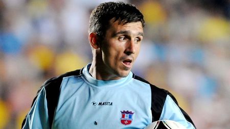 SPECIAL | Cristi Brăneț, campion al României cu Oțelul, face treabă în Liga 3 cu șoferi, electricieni și muncitori în construcții: ”Am avut polițiști și angajați în penitenciare, dar au plecat.” E antrenor de conjunctură și nu vrea carieră