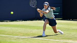 Româncele iau cu asalt Wimbledon! Sorana Cîrstea şi alte cinci jucătoare încearcă să țină steagul României sus într-un turneu de la care lipseşte, din nou, Simona Halep