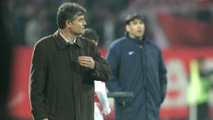 În război cu Provincia!** Andone: "Eu sau Pițurcă trebuie să aducem titlul la București!"