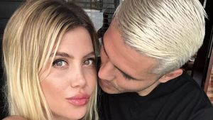 Soțul ei ar fi părăsit-o pentru un transexual, dar impresara neagă că are o relație cu un cântăreț cunoscut, alături de care a fost filmată dezbrăcată! „Am fost căsătorită atâția ani, așa că acum vreau să fiu singură” | GALERIE FOTO