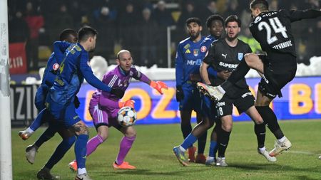 Haine de gală pentru gazde, straie de campioană pentru Craiova! Lumini și umbre la Slobozia