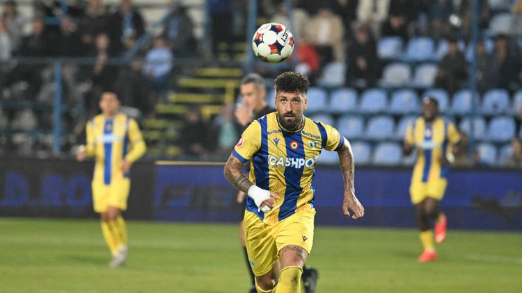 Petrolul Ploiești – Sepsi Sf. Gheorghe Live Text Online în etapa 12 din Superliga, ora 17:15. Echipele probabile. Burcă, duel cu „revelația campionatului”