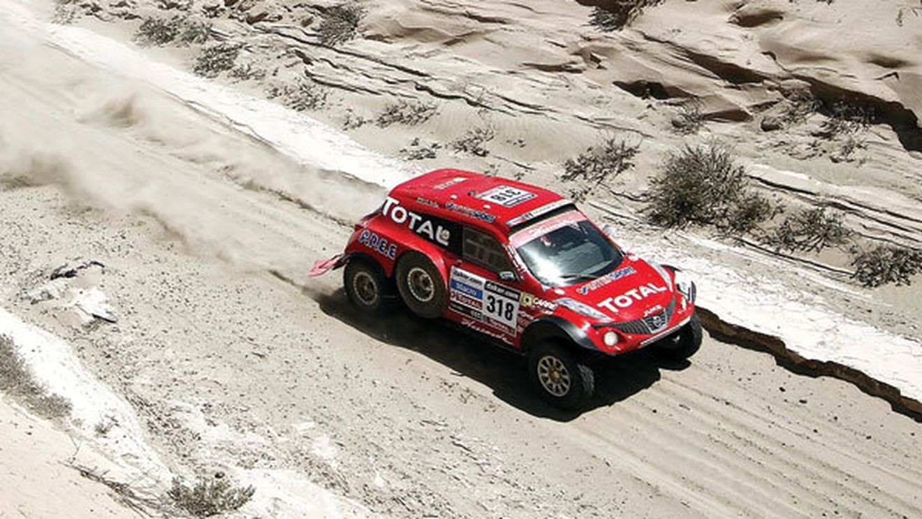 Culorile deșertului, roșu-alb-albastru!