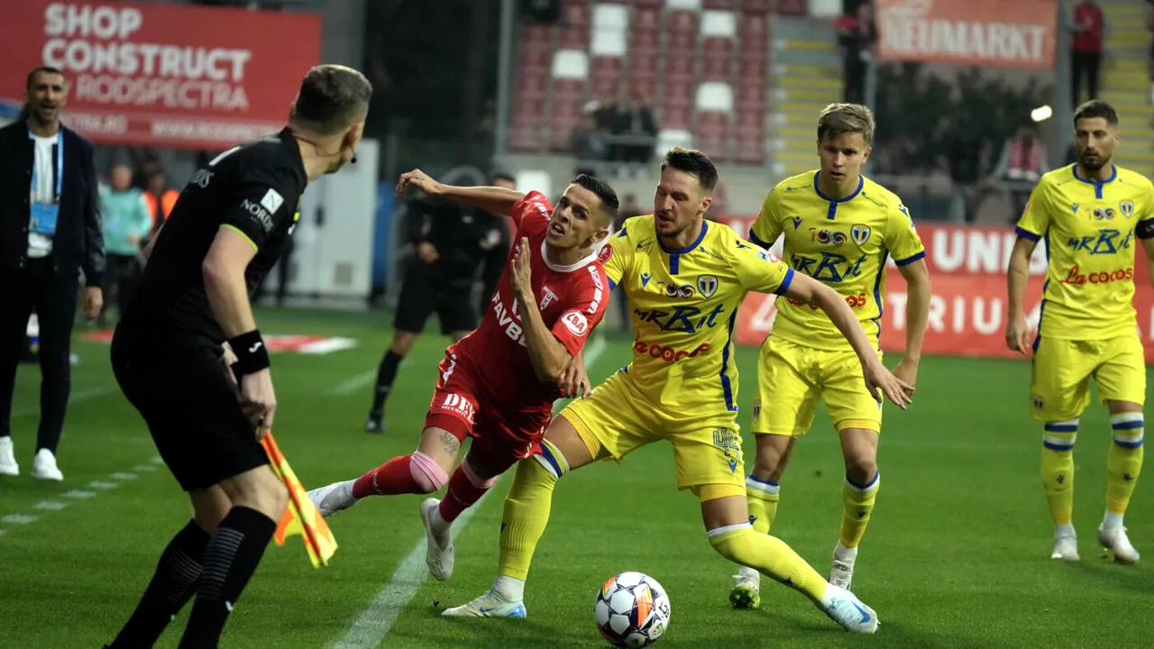 UTA Arad - Petrolul Ploiești 3-1, Live Video Online în etapa 12 din Superliga. Prahovenii reduc din diferența, dar echipa lui Mircea Rednic marchează la scurt timp după