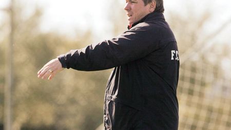 Borcea îl vrea pe Țălnar,** Badea pe Bergodi!