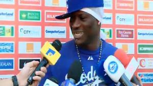 N'Doye e "albastru":** "M-am transferat la Craiova":)