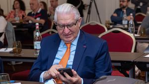 Doctorul Vlad Ciurea dezvăluie că alimentul preferat al românilor, care e și de post, e contraindicat pentru că distruge creierul. De câți ani nu l-a mai consumat