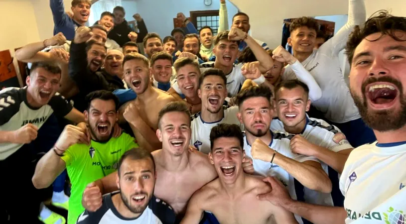 VIDEO | Atmosferă superbă la Dej, după ce Unirea a mai bifat o victorie. Echipa a sărbătorit cu fanii succesul cu FC Brașov. Dragoș Militaru: ”E cel mai bun moment din istoria clubului”