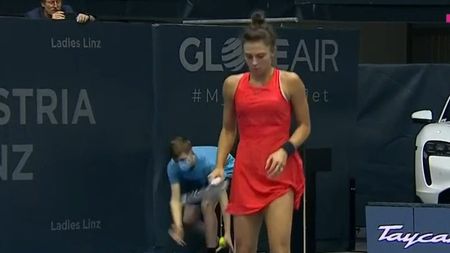 Jaqueline Cristian, deranjată de un spectator român în finala de la Linz! Ce i-a strigat fanul + reacția comentatorului: „Ar fi bine să se abțină!"